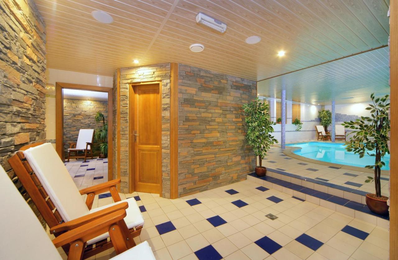Hotel Spindlerova Bouda Spindleruv Mlyn Exterior photo